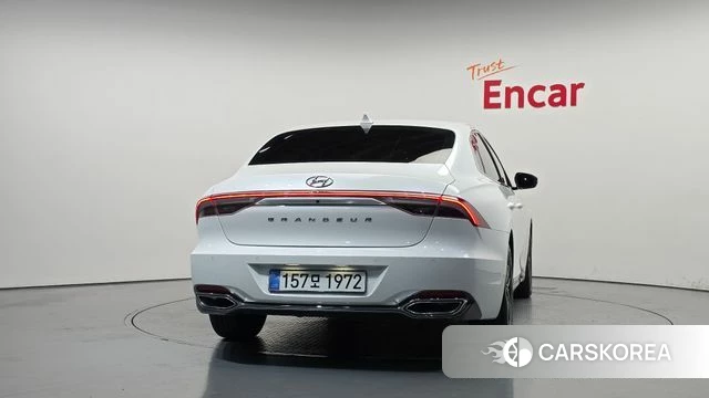 Hyundai The New Grandeur IG id 4936700 из Кореи 24