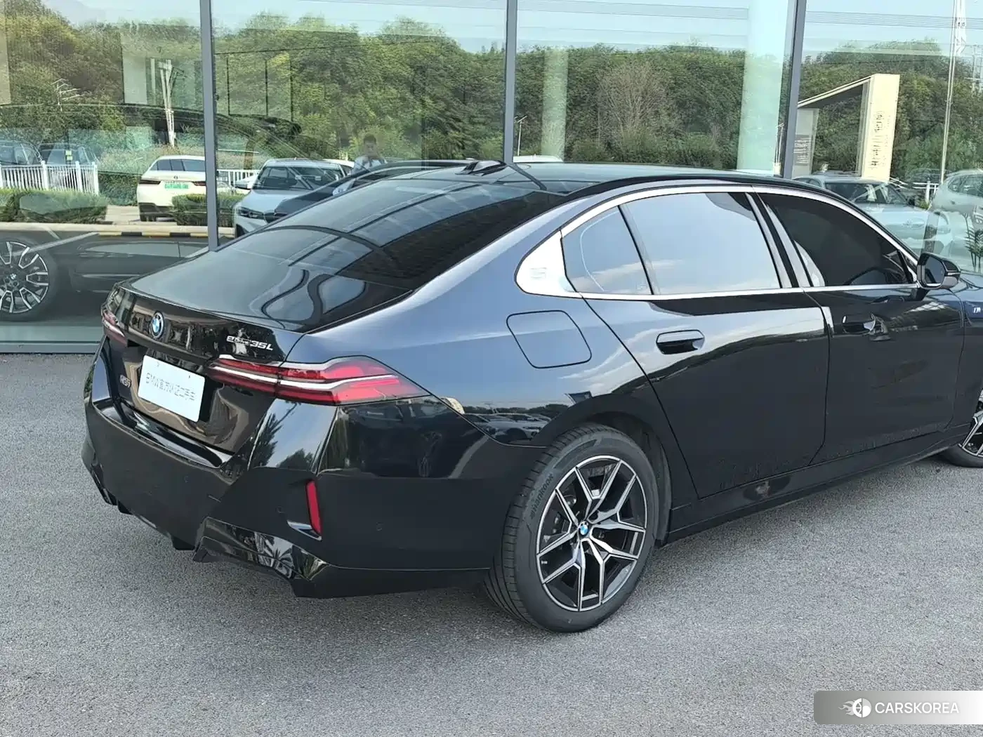 BMW i5 id 4628996 из Китая 15