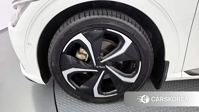 Kia EV6 id 3360698 из Кореи 14