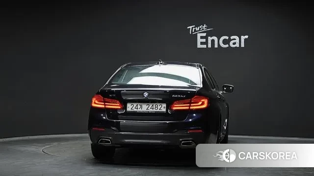 BMW 5 Series (G30) id 3682656 из Кореи 14