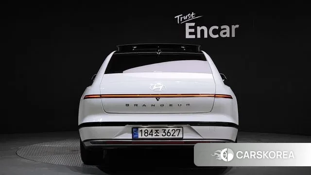 Hyundai Grandeur (GN7) id 2939413 из Кореи 14