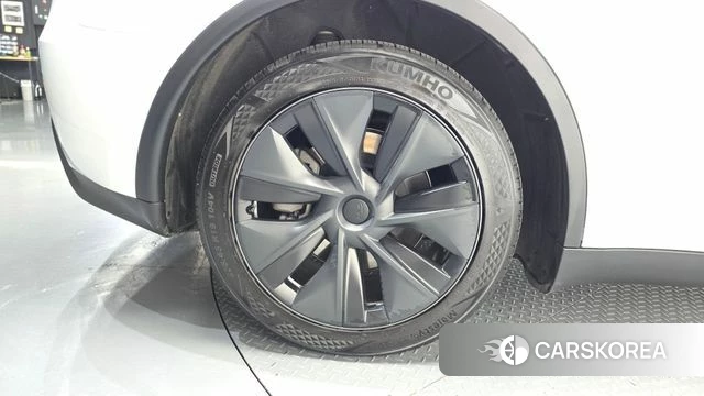 Tesla Model Y id 4853903 из Кореи 26