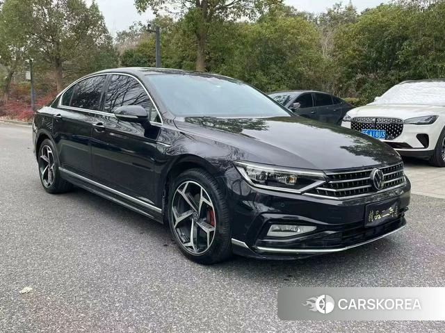 Volkswagen Magotan 2023 Черный из Китая, фото 4