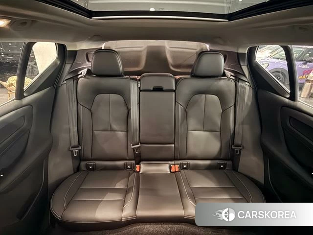 Volvo XC40 id 4210024 из Китая 12