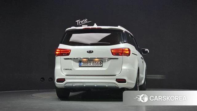 Kia The New Carnival id 4728193 из Кореи 31