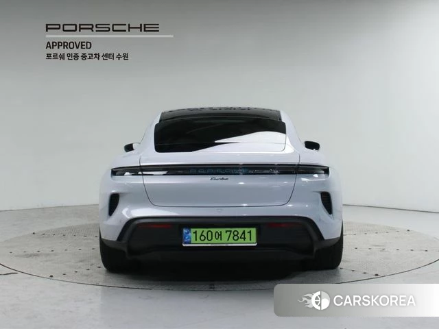 Porsche Taycan id 3786033 из Кореи 14