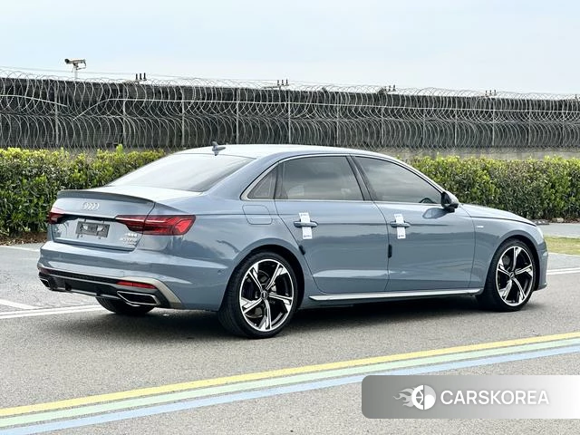 Audi A4L id 4278665 из Китая 14