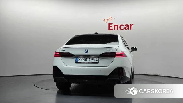 BMW 5 Series (G60) id 4691226 из Кореи 28