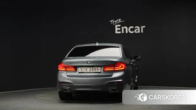 BMW 5 Series (G30) id 3656924 из Кореи 14