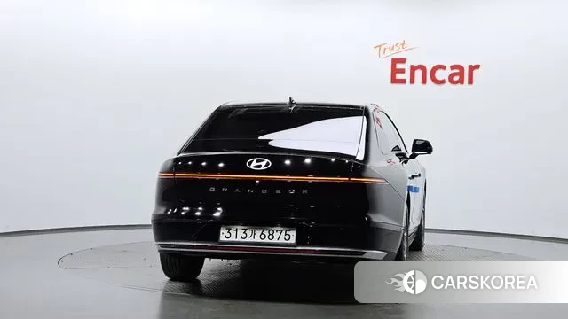 Hyundai Grandeur (GN7) id 3576680 из Кореи 14