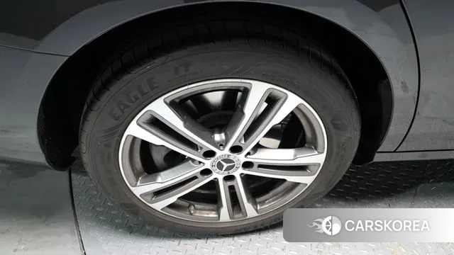 Mercedes-Benz E-Class W213 id 3639497 из Кореи 14