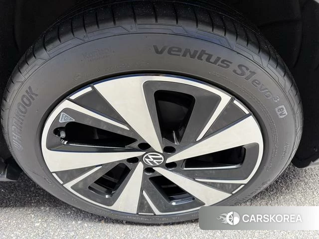 Volkswagen ID.6 X id 4368246 из Китая 8