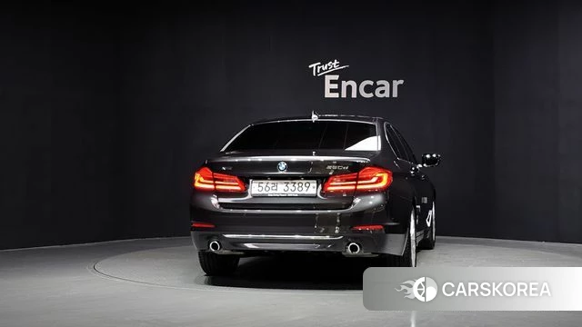 BMW 5 Series (G30) id 4377711 из Кореи 29