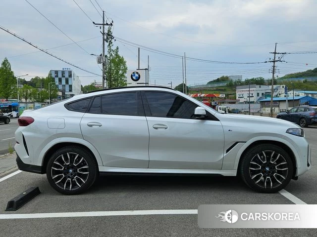 BMW X6 (G06) id 4279554 из Кореи 9