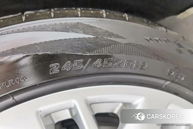 Audi A7L id 4275678 из Китая 18
