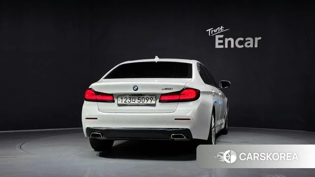 BMW 5 Series (G30) id 4586516 из Кореи 26