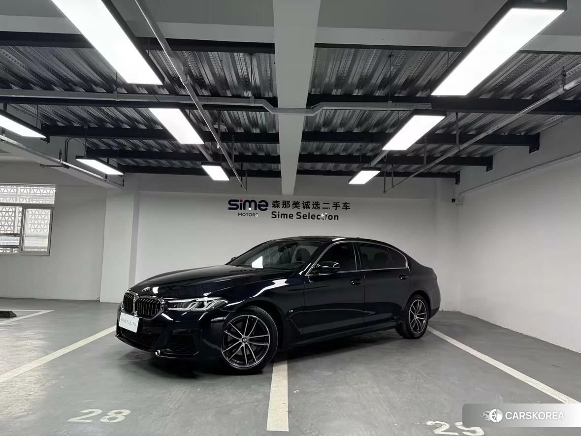 BMW 5 series 2021 Черный из Китая, фото 4