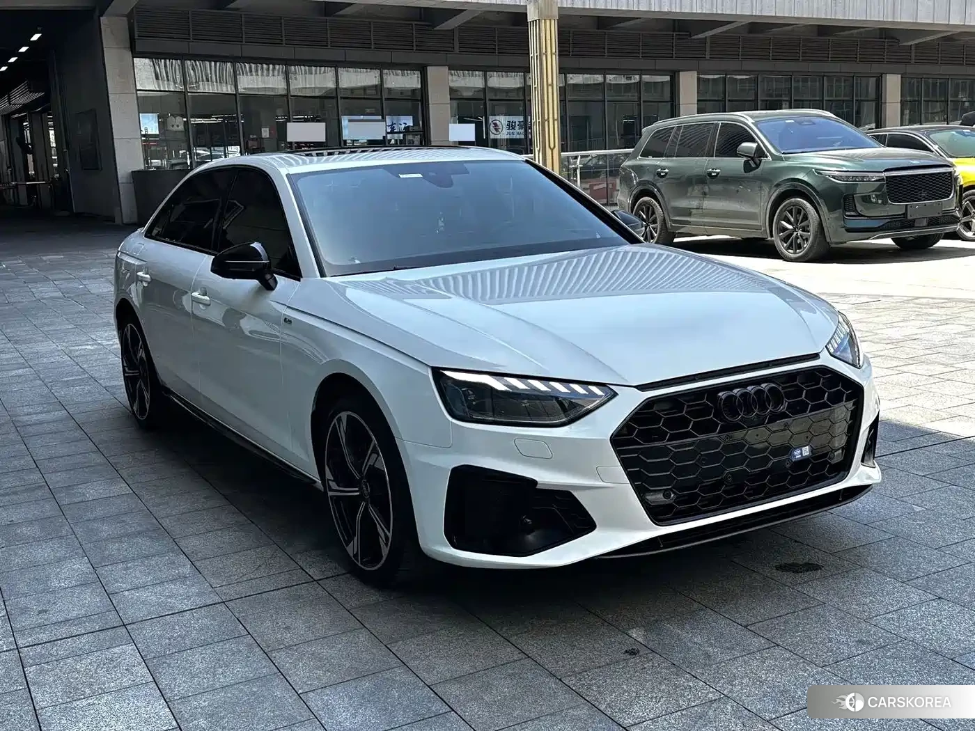 Audi A4L 2023 Белый из Китая, фото 4