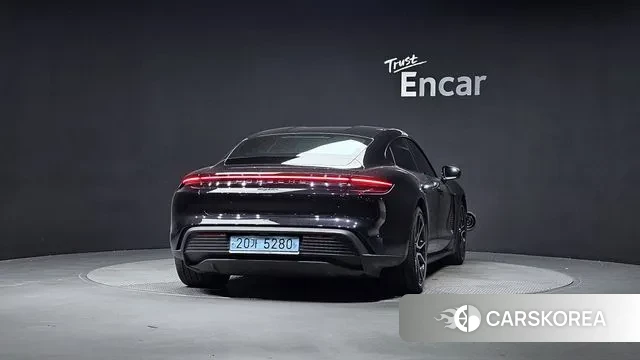 Porsche Taycan id 3136761 из Кореи 14