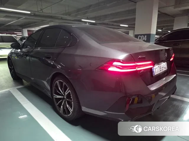 BMW 5 Series (G60) id 3502026 из Кореи 14