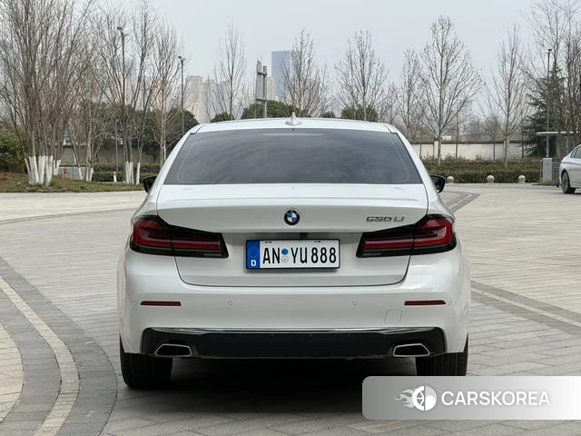 BMW 5 series 2021 Белый из Китая, фото 4