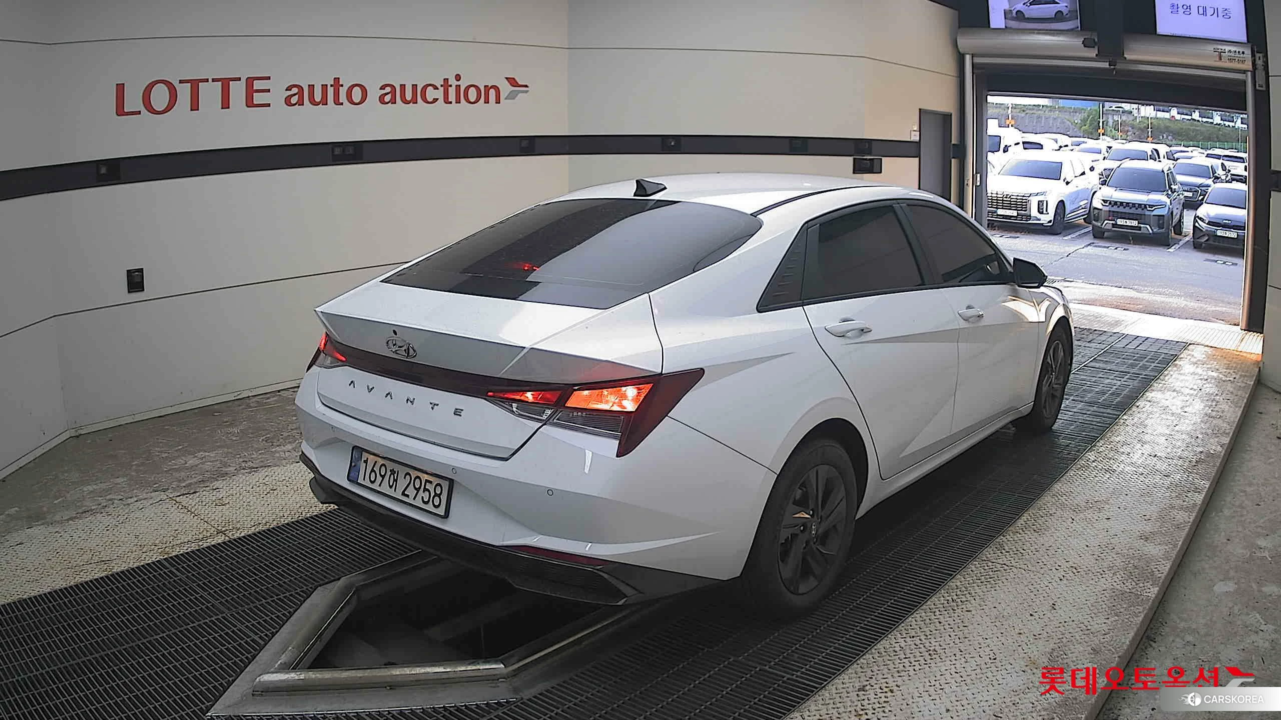 Hyundai Avante Hybrid id 4909261 из Кореи 32