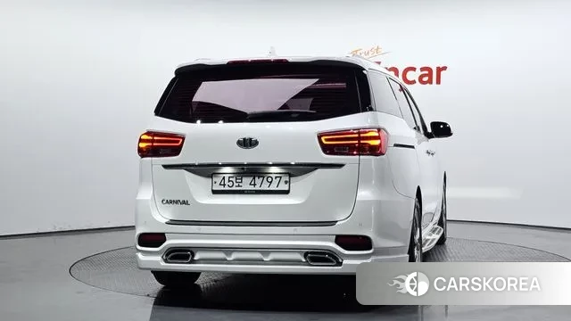 Kia The New Carnival id 3789730 из Кореи 14