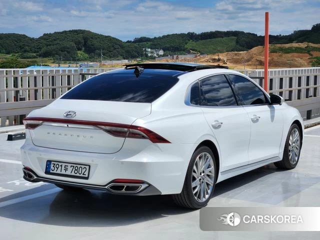 Hyundai The New Grandeur IG id 4693115 из Кореи 14