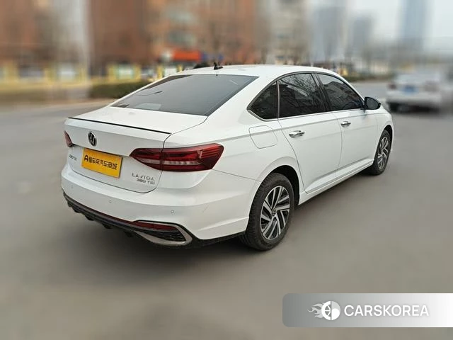 Volkswagen Lavida 2024 Белый из Китая, фото 4