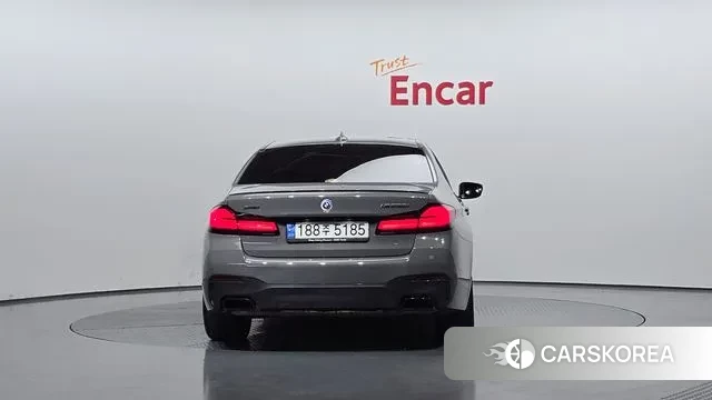 BMW 5 Series (G30) id 3539709 из Кореи 14