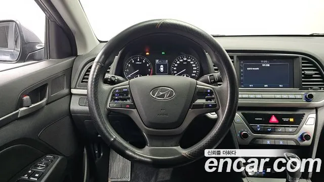 Hyundai Avante AD id 2533117 из Кореи 14