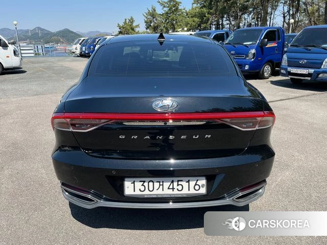 Hyundai The New Grandeur IG id 3911380 из Кореи 14