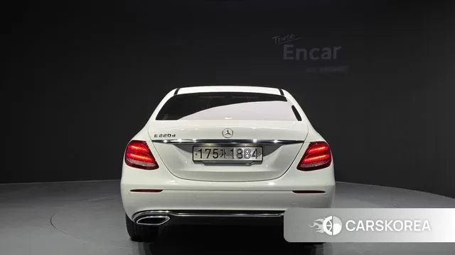 Mercedes-Benz E-Class W213 id 3444226 из Кореи 14