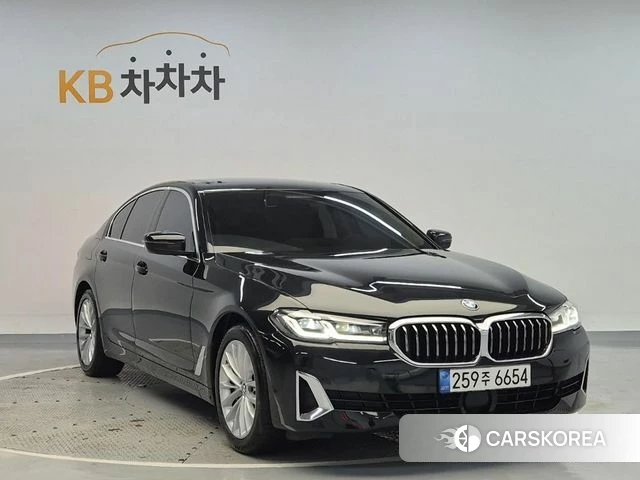BMW 5 Series (G30) id 4464057 из Кореи 13