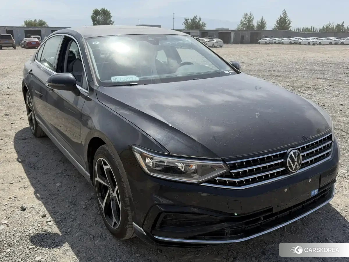 Volkswagen Magotan 2026 Черный из Китая, фото 4