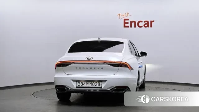 Hyundai The New Grandeur IG id 3379871 из Кореи 14