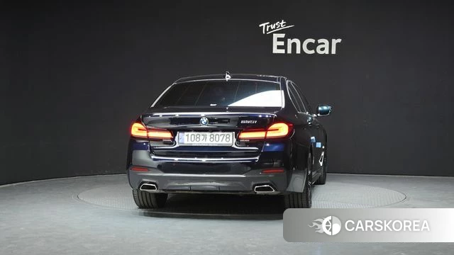 BMW 5 Series (G30) id 4178523 из Кореи 14