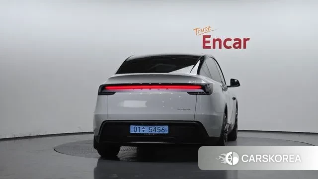 Tesla Model Y id 3523110 из Кореи 14