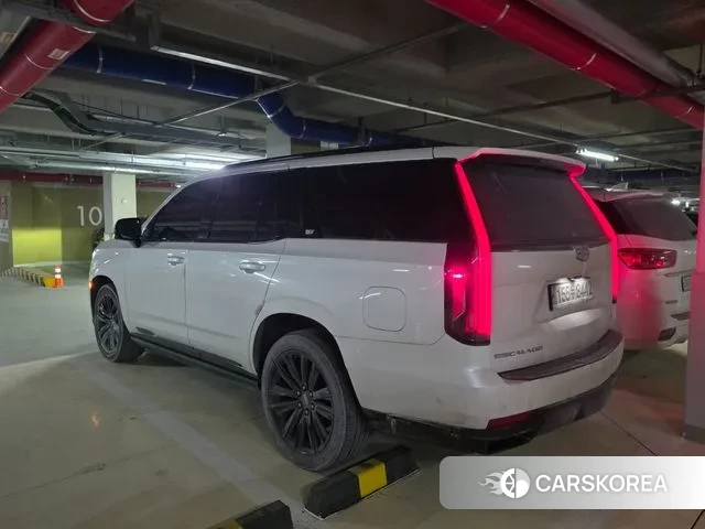 Cadillac Escalade 5th Generation 2022 Белый из Кореи, фото 4