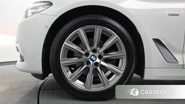 BMW 5 Series (G30) id 3925010 из Кореи 14