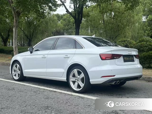 Audi A3 2019 Белый из Китая, фото 4