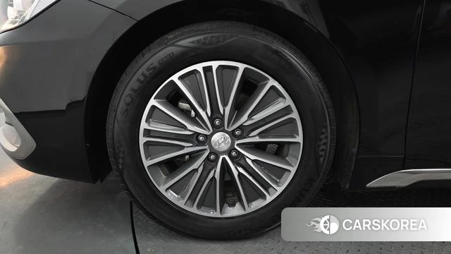 Hyundai Grandeur IG Hybrid id 3844675 из Кореи 14