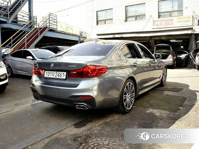 BMW 5 Series (G30) id 3889381 из Кореи 14