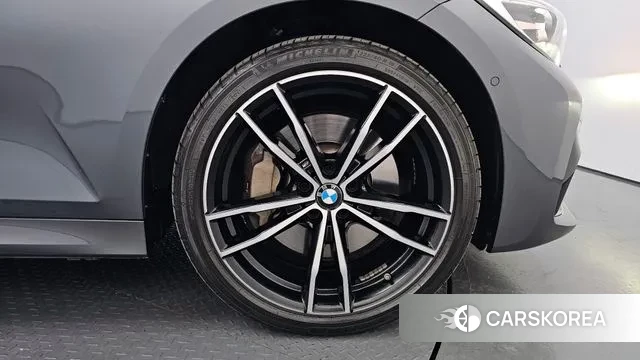 BMW 3 Series (G20) id 3702865 из Кореи 14