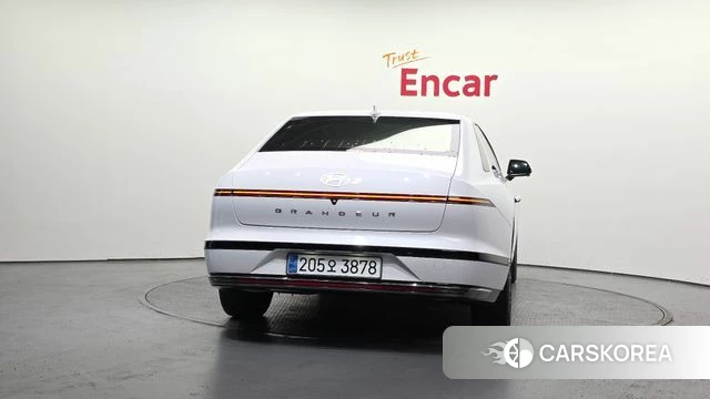 Hyundai Grandeur Hybrid (GN7) id 3876925 из Кореи 14