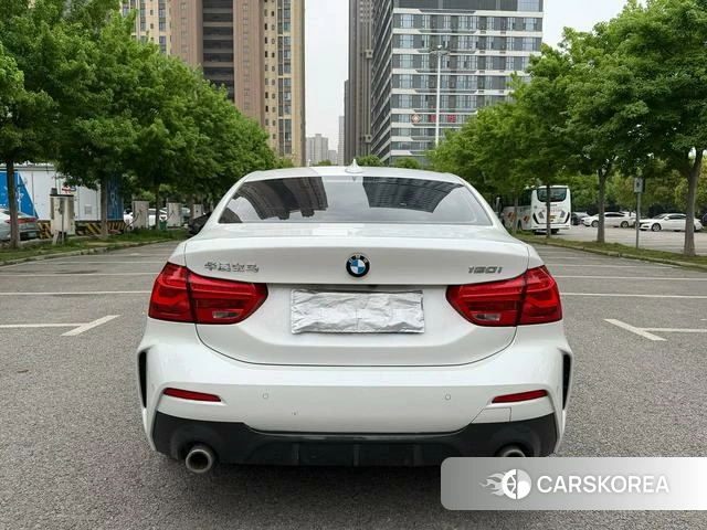 BMW 1 series 2023 Белый из Китая, фото 4