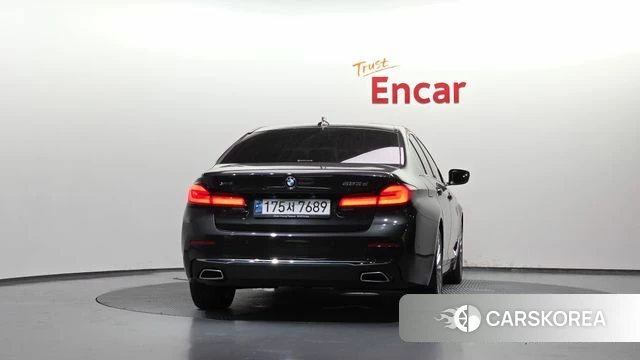 BMW 5 Series (G30) id 4727257 из Кореи 26