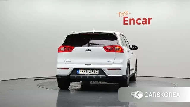 Kia Niro id 2977323 из Кореи 14