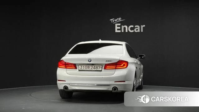 BMW 5 Series (G30) id 4496022 из Кореи 28
