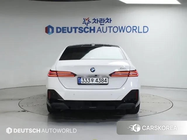 BMW 5 Series (G60) id 3431598 из Кореи 14